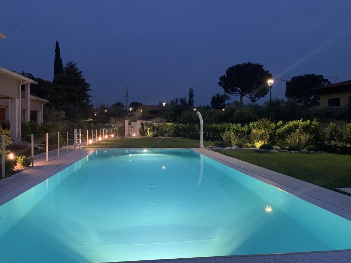 Villa Meri Star Манерба-дель-Гарда Екстер'єр фото